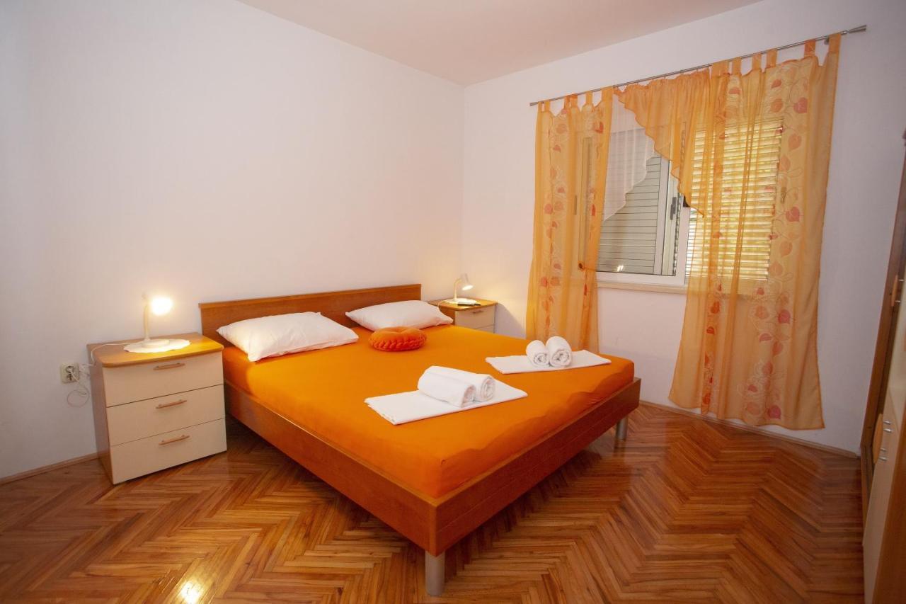Apartments with a parking space Podgora, Makarska - 12816 Zewnętrze zdjęcie