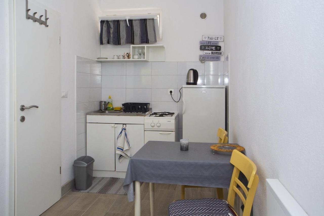 Apartments with a parking space Podgora, Makarska - 12816 Zewnętrze zdjęcie