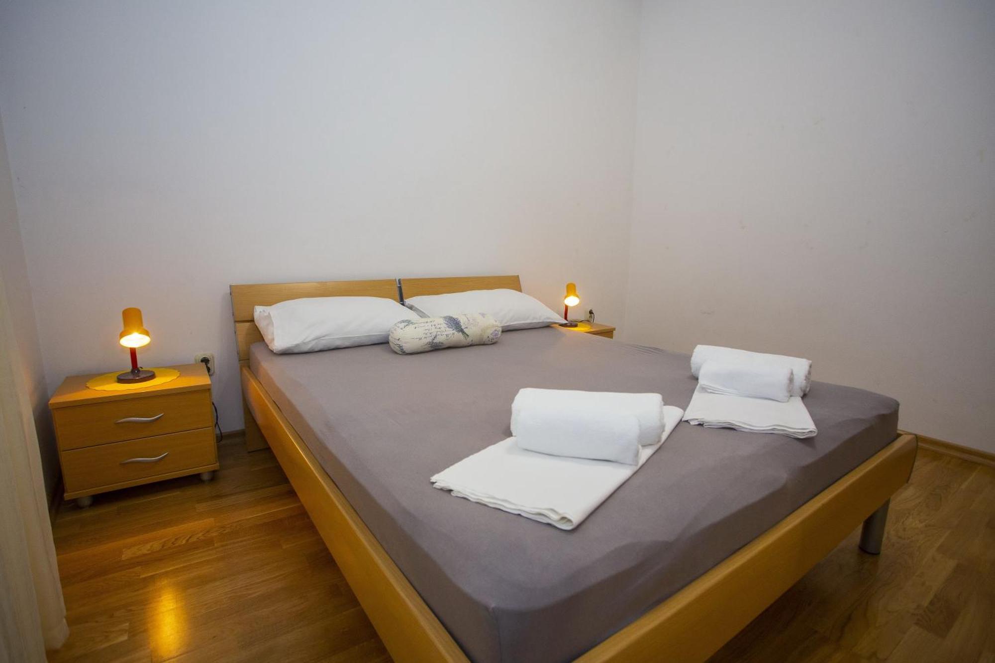 Apartments with a parking space Podgora, Makarska - 12816 Pokój zdjęcie