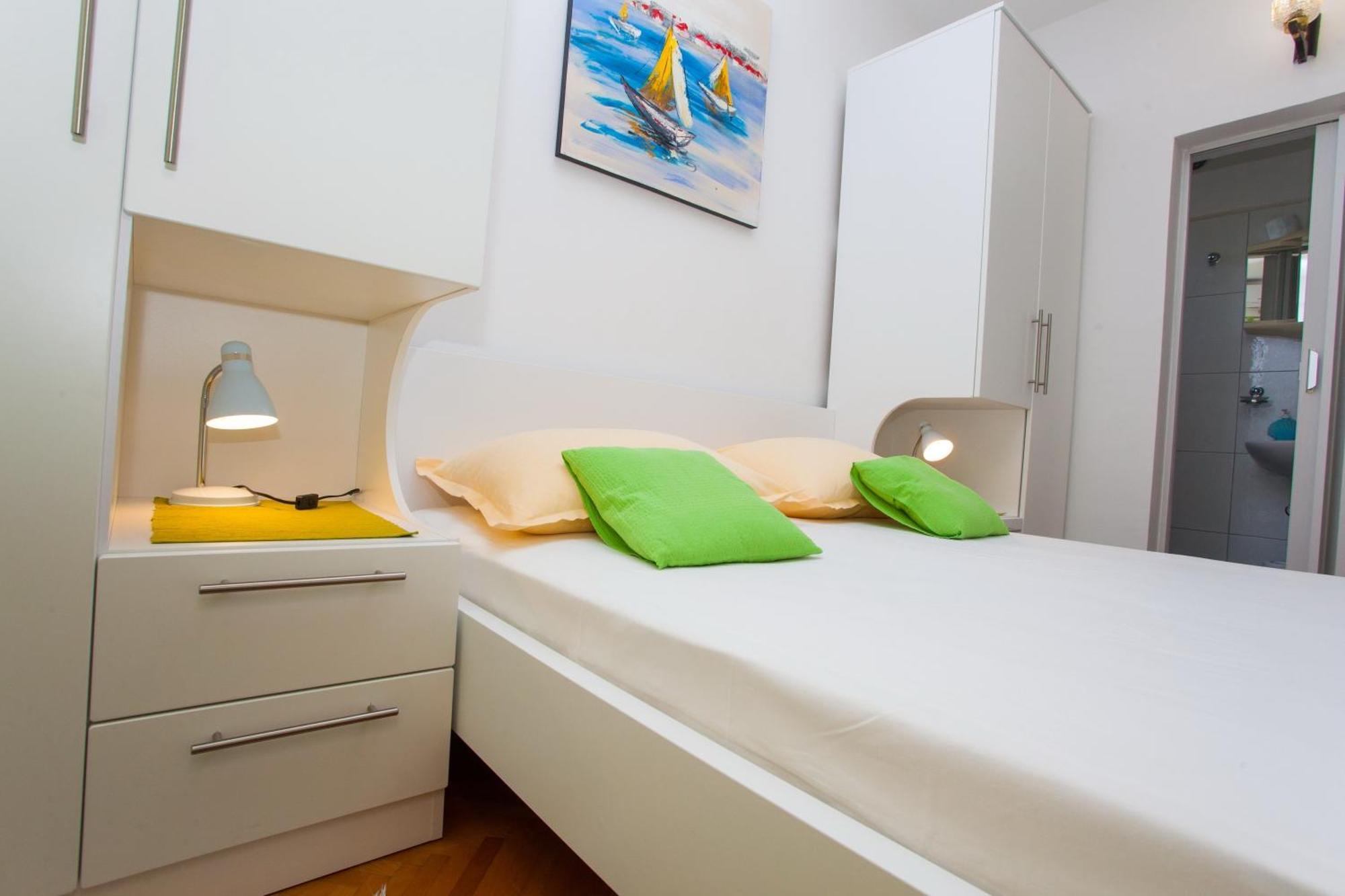 Apartments with a parking space Podgora, Makarska - 12816 Pokój zdjęcie
